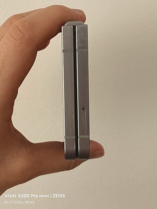 Samsung Z flip 6 256gb