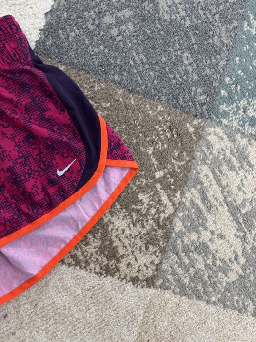 Дамски къси гащи Nike