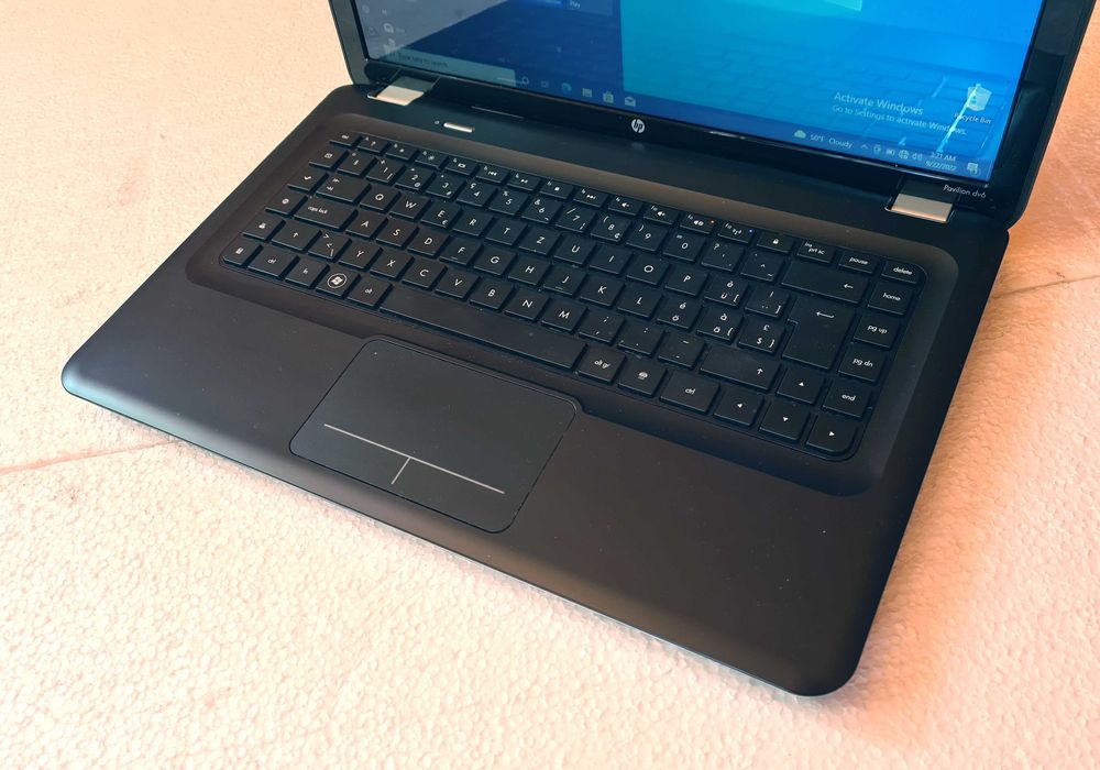 Laptop HP Pavilion DV6 15.6", i7 Quad Core, 8 GB RAM, SSD 240 GB