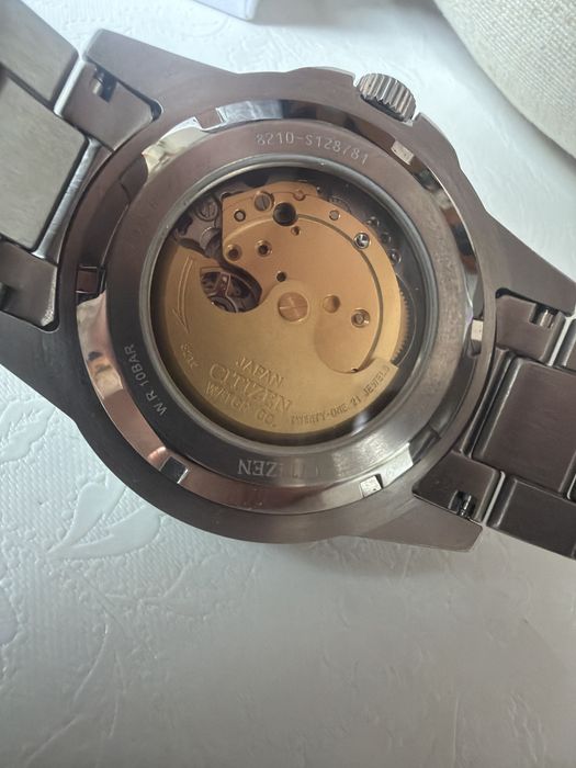 Продам часы Citizen