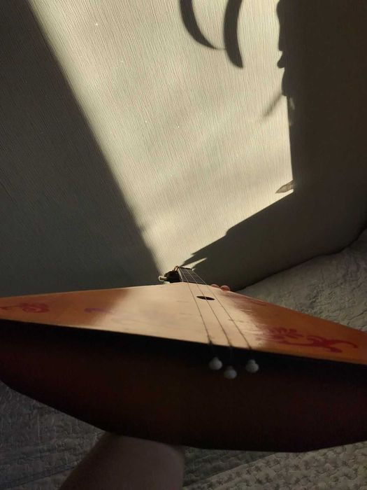 продам балалайку