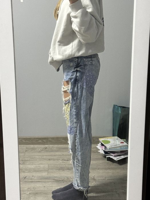 Bershka скъсани дънки