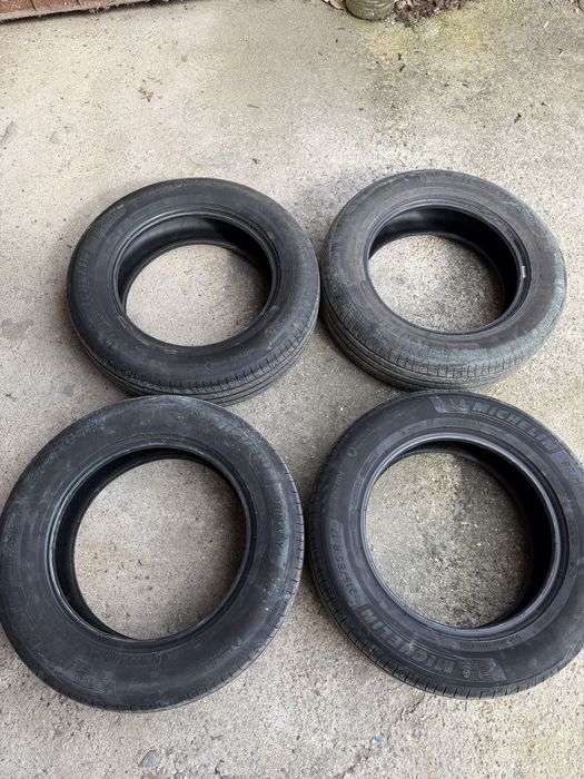 Michelin Primacy 4 215/65/17 dot 0823