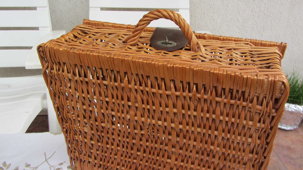 Serviciu picnic cafea ceai portelan chinezesc vechi translucid cu cos