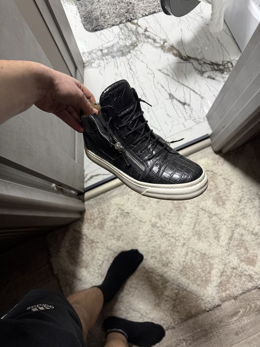 Giuseppe zanotti ghetute