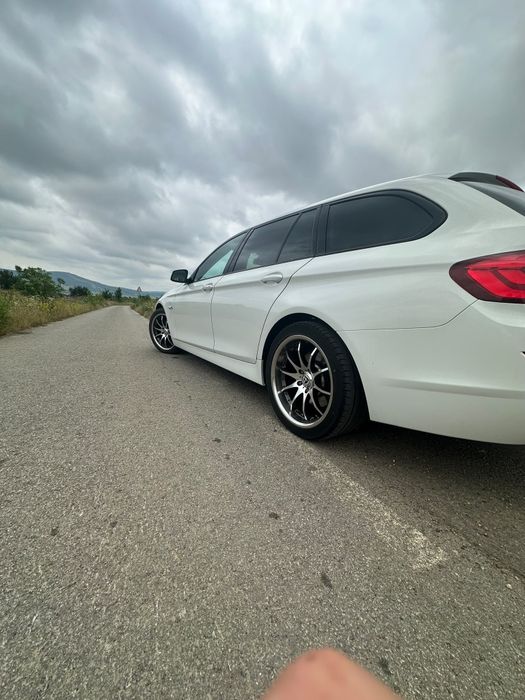 Vând bmw f11 530d