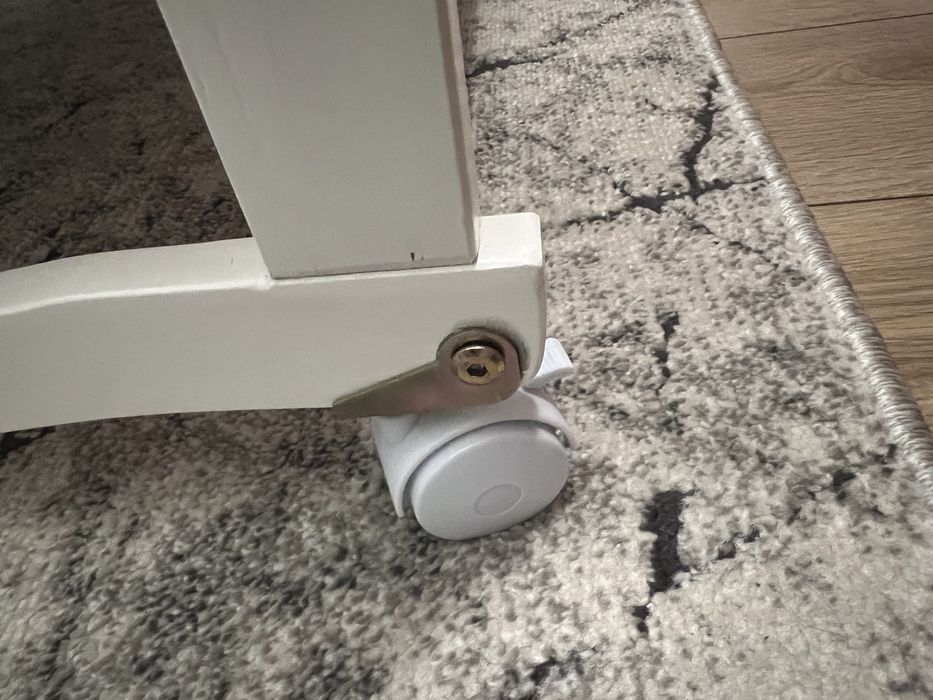 Patut din lemn cu saltea de cocos inclusa+cadou un set de protectie