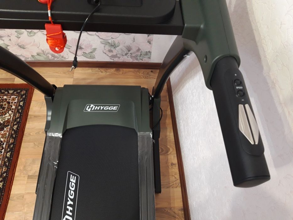 Продам беговую дорожку