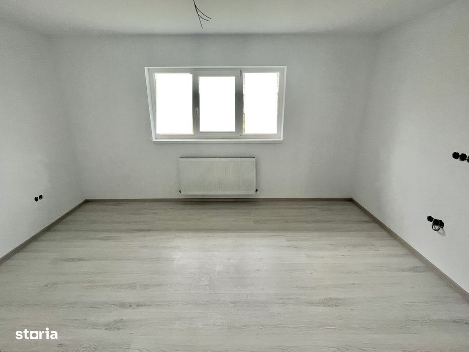 RATE LA DEZVOLTATOR! CANALIZARE! Asfalt! Vila 3 camere - Rediu