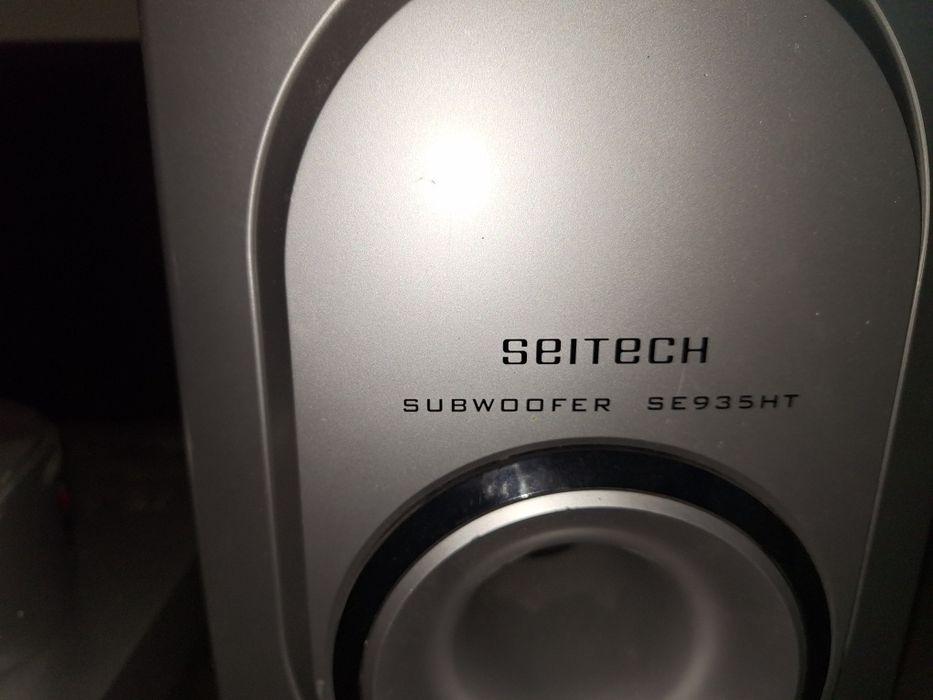 Vând DVD player SEITECH