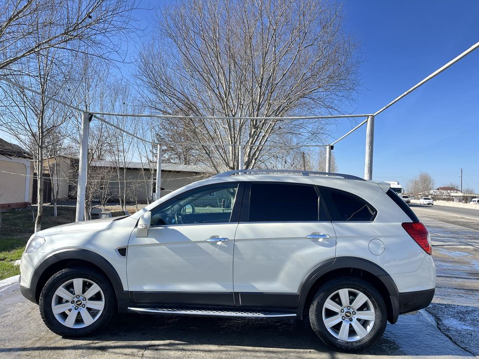 Captiva 1 (3.2 л мотор)  2009 г. 185.000 пробег. Оқ (белый жемчуг)