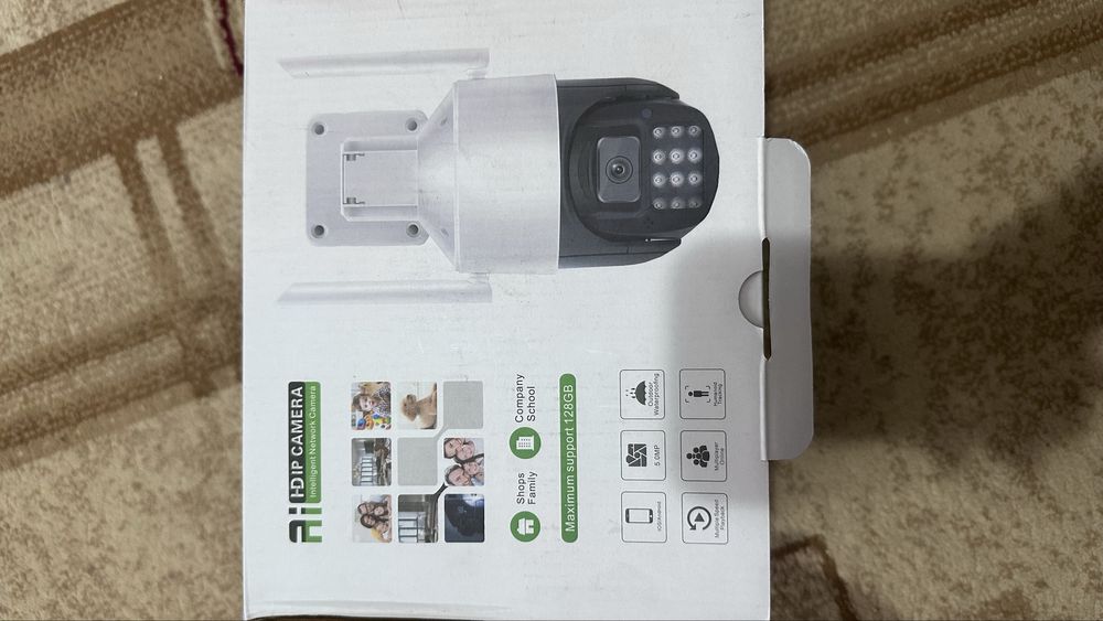 Продам Видеокамеру. В подарок роутер