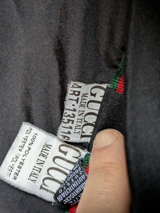 De vânzare  Geacha  Originală Gucci Vitangi ani 90
