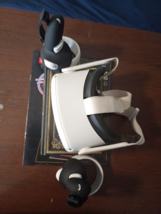  Quest 2 128GB ( Quest 2）＋おまけ Meta Quest 2 VRヘッドセット