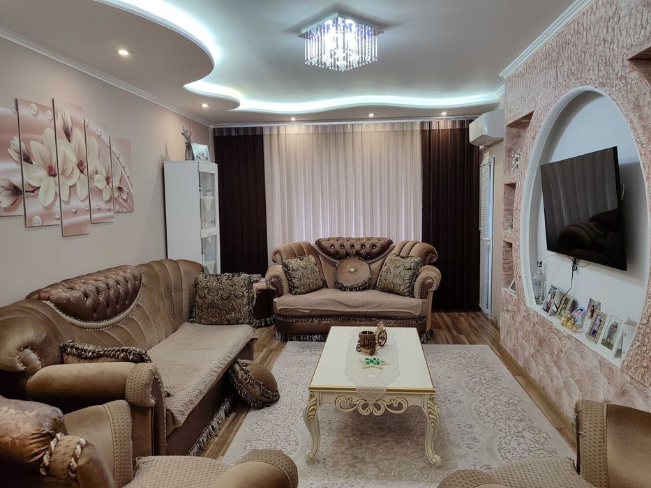 Дава се под наем Тристаен апартамент в с. Балик, Област Добрич - 100 кв.м за 107100 € - Снимка #6