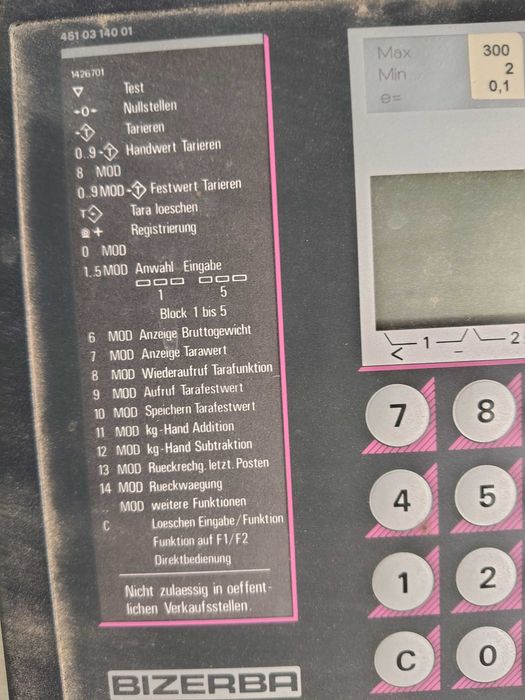 Продавам кантар за монтаж на машина