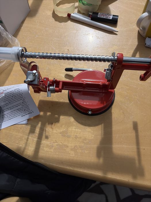 Aparat curatat fructe