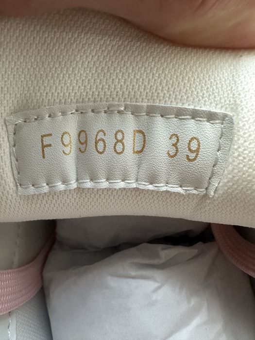 sneakers piele naturala LV Trainer Pink –