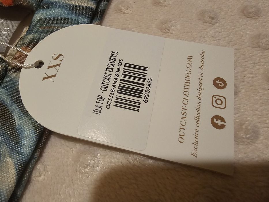 Top Outcast Isla Amazon