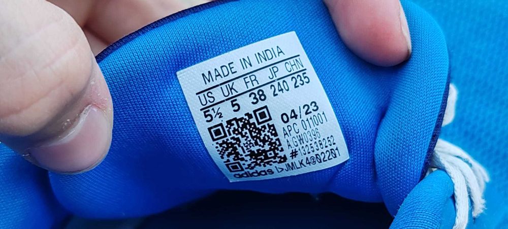 Adidași Adidas bleu/alb marimea 37.5 – Comozi și perfecți pentru mers!