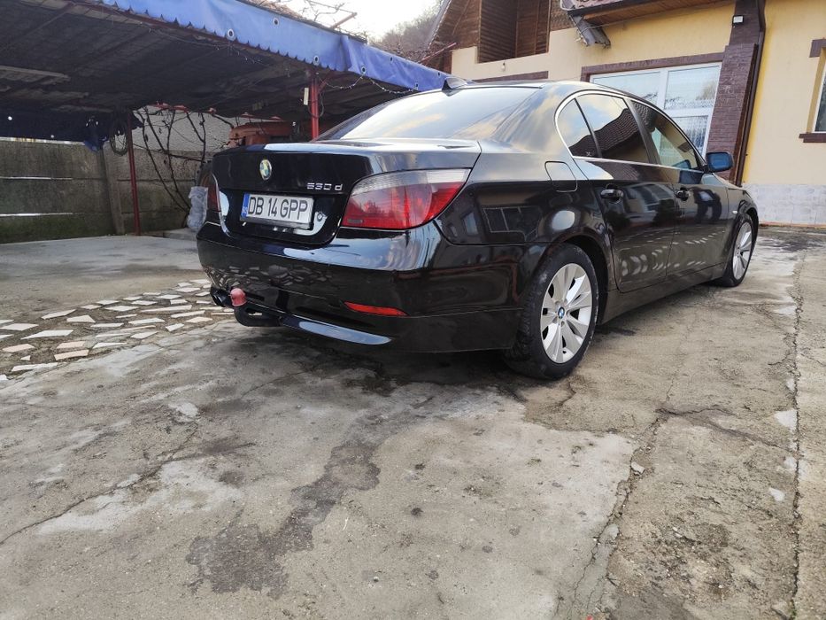 Vând / Schimb  BMW 530d st1