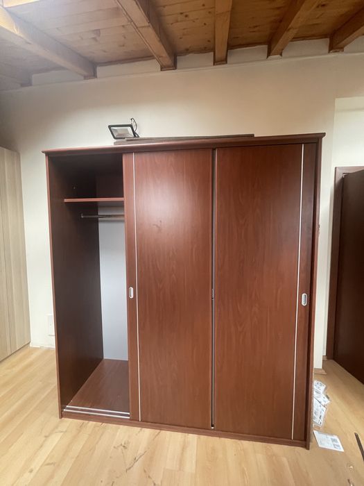 Vand dulap/sifonier/dressing 3 usi glisante si oglinda