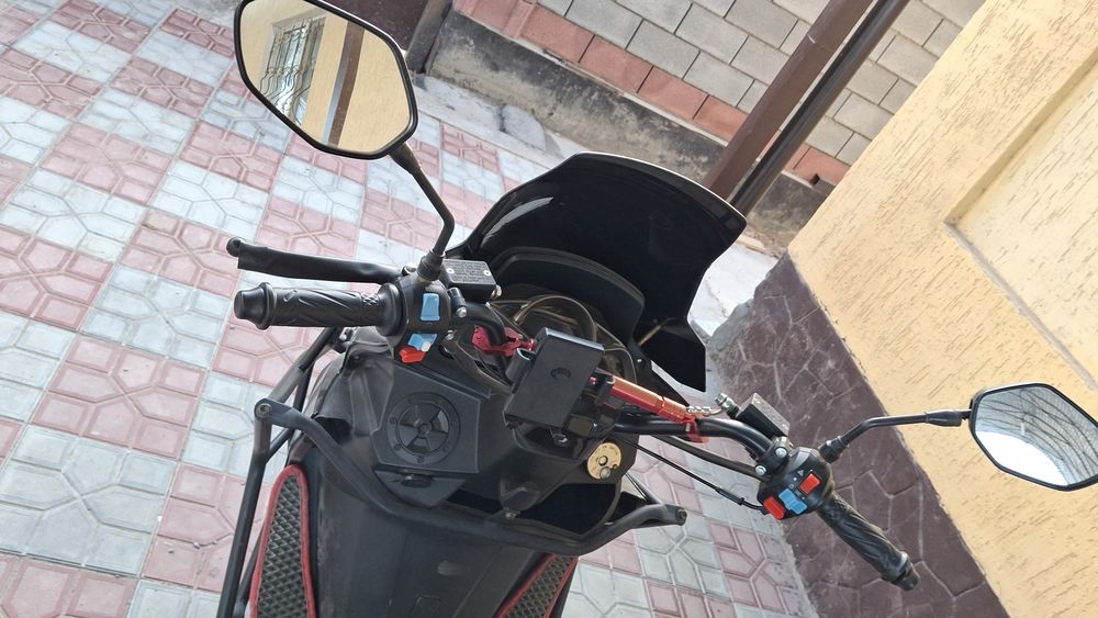 Скутер макси матор KDV MOTO