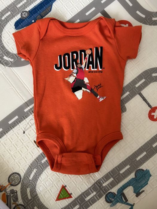 Детски дрехи 6-9 м