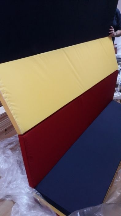 Saltea gimnastica pliabila in 6 segmente egale 300x200x4 cm