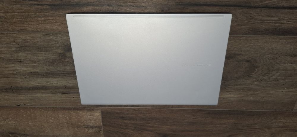 Лаптоп Asus VivoBook 14