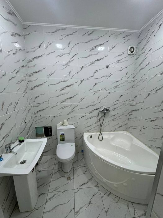 срочно 2 хонали уй сотилади уй узимники