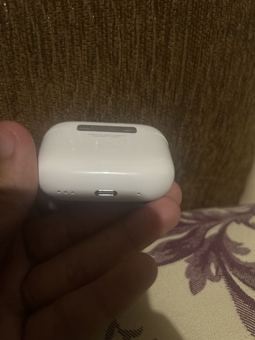 Продаю Airpods pro оригинал новые!
