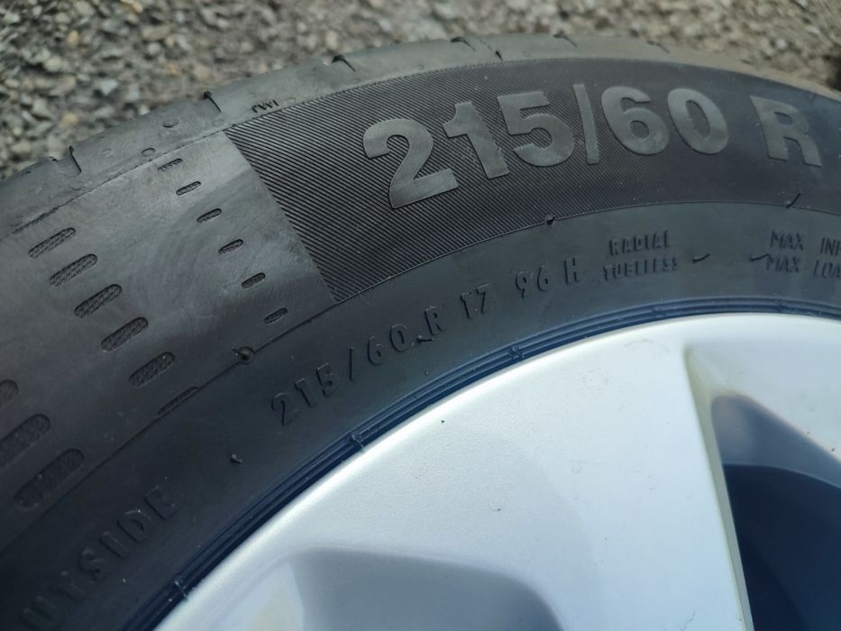 215/60/17" 4бр Continental eco contact 5,dot4020,7mm