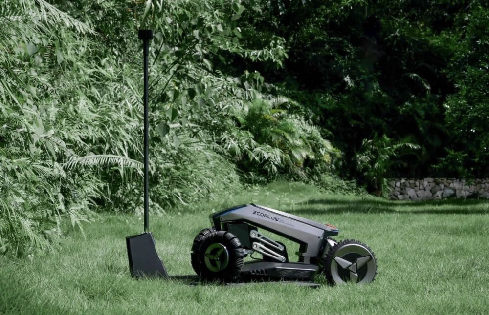 EcoFlow Blade EFH100 - Robot profesional pentru tuns gazon | GPS + AI + fara fir perimetral