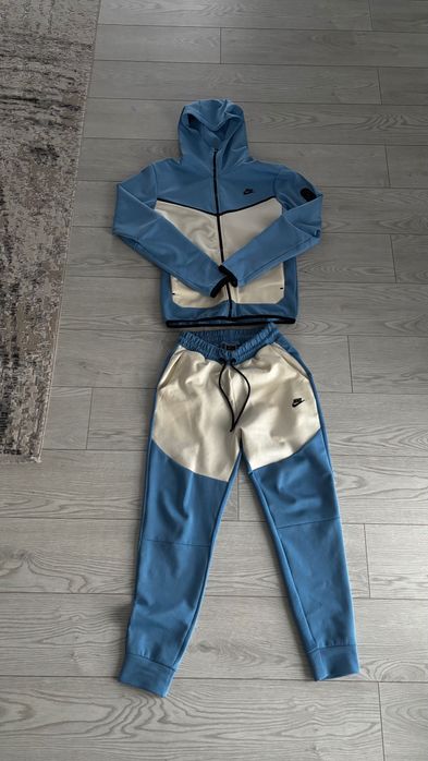Costume sportiv Nike Tech Fleece Premium calitate toate mărimile