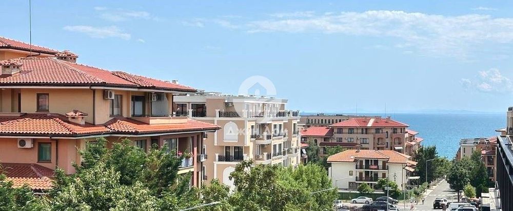Двустаен апартамент с ГЛЕДКА МОРЕ и ПЛАНИНА в к-с “Луксор”, гр. Свети