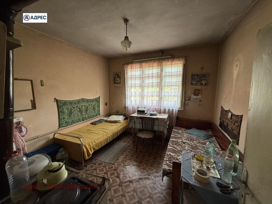 Къща в Плевен, област-с.Новачене площ 76 цена 17000