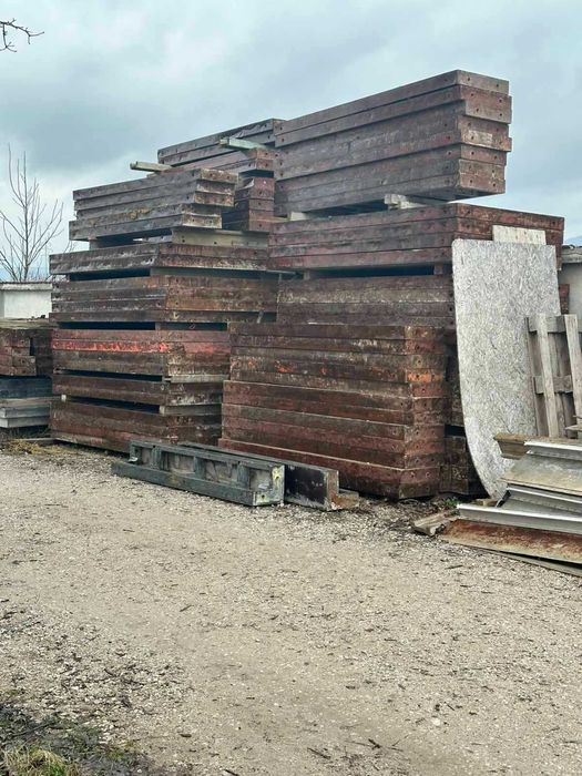 едроплощен вертикален кофраж DOKA