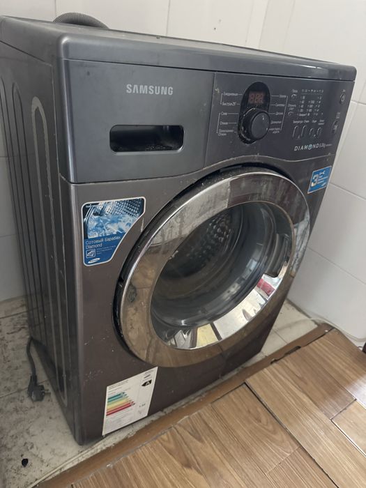 Продам стиральную машину