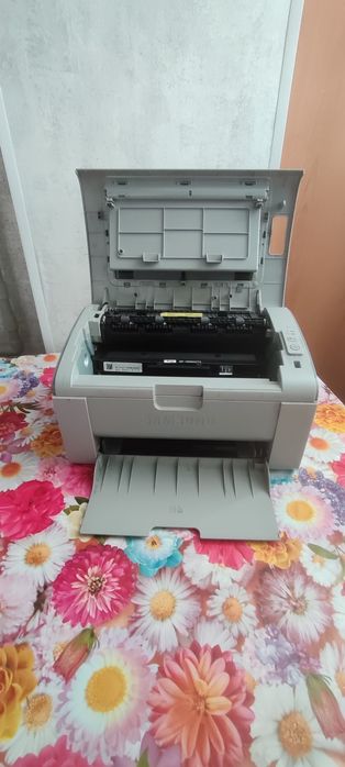 Продаю принтера на запчасти