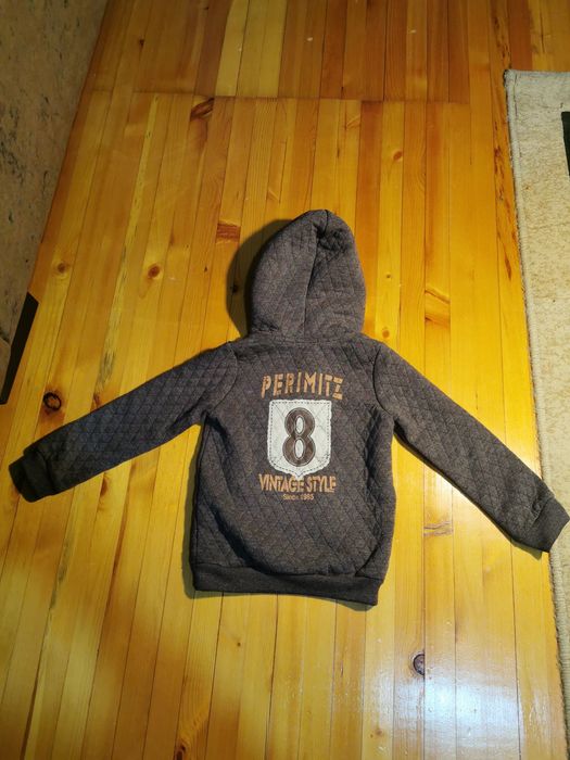 Продам свитер на мальчика 2-3 годика