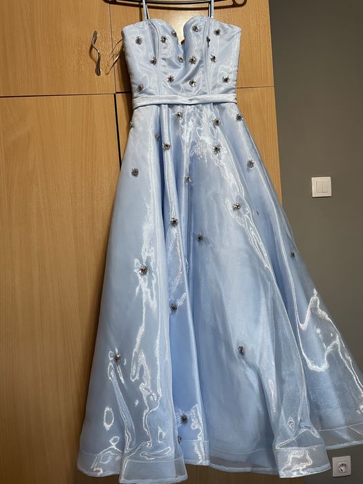 Rochie midi eleganta