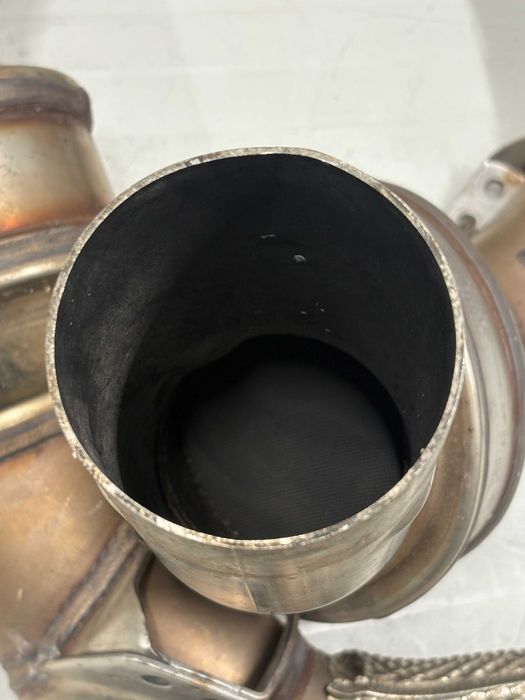 Катализатори за БМВ Х5М Х6М Ф95 Ф96 BMW X5M X6M F95 F96