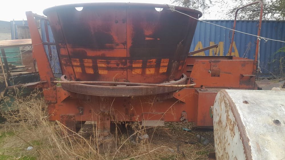 Сено дробилка. .