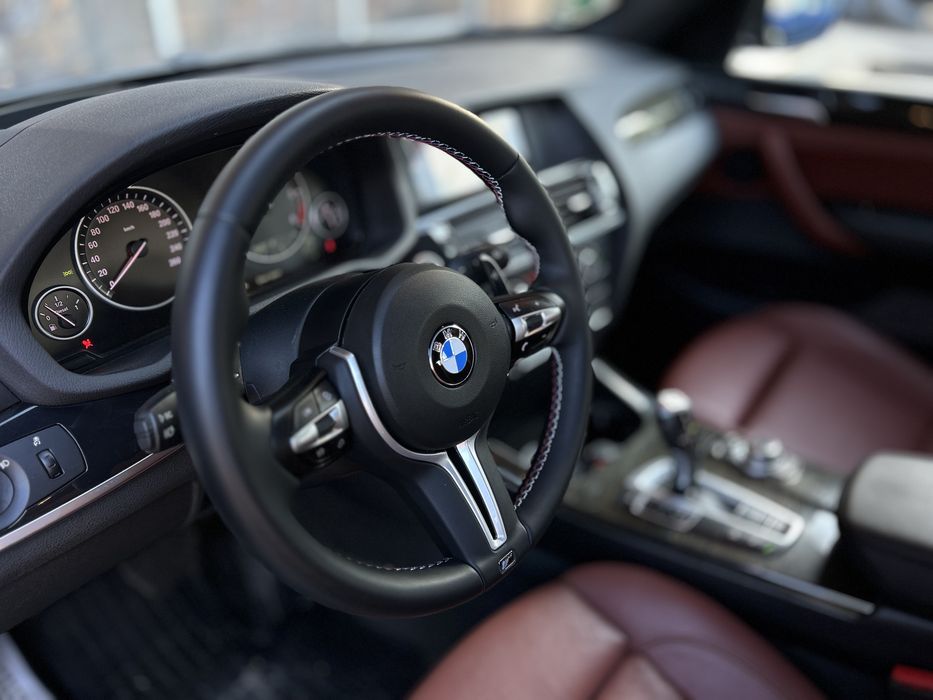 BMW X3 / F25 // M-Paket /// Automat // XDrive // 184 / Head Up Display