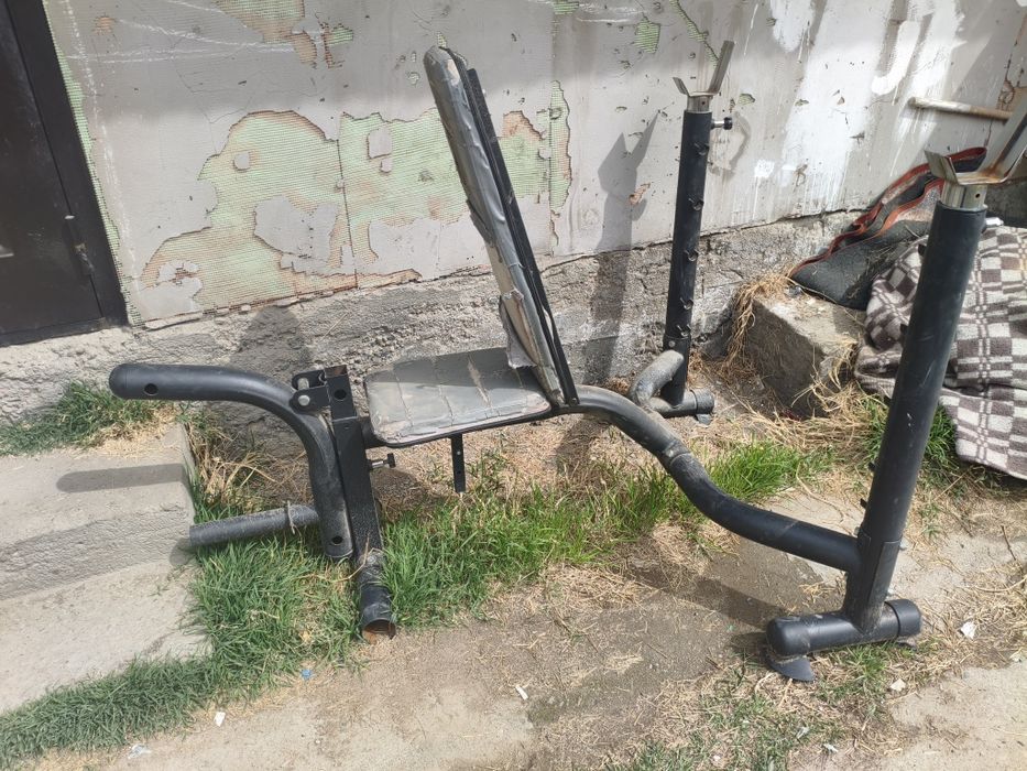 Жим лежа продается