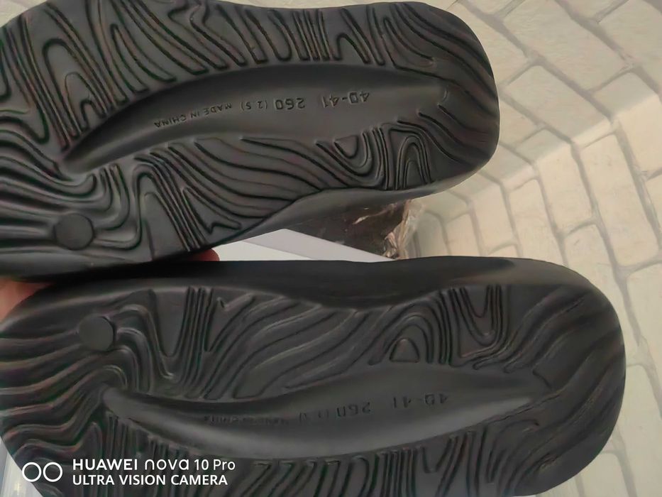 Тапочки черные резиновые