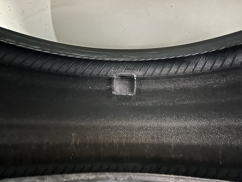 Летни гуми спорт пакет 275/40/20 и 245/45/20 Pirelli