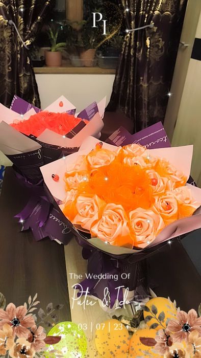 Vând Buchete de flori eterne de saten în Deva