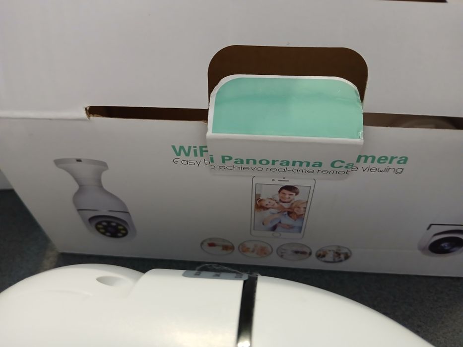 Set 2 camere WiFi Panorama Camera, cu control din telefon și vedere inclusiv noaptea în perfectă stare de funcționare, tehnic și estetic 10 din 10